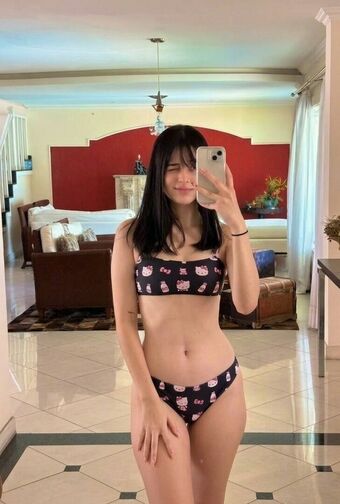 Rhaychu Nahé Úniky OnlyFans Fotka 6