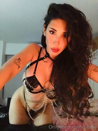 riosts Nahé Úniky OnlyFans Fotka 28