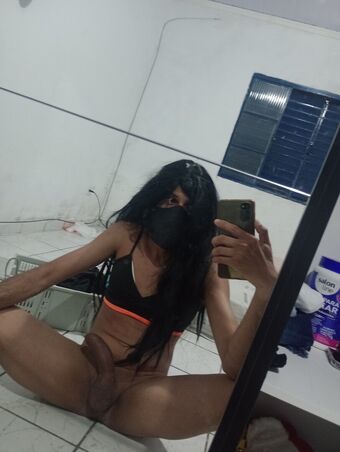 Rizzo Nahé Úniky OnlyFans Fotka 2