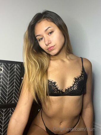 rlunas Nahé Úniky OnlyFans Fotka 11