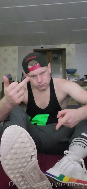 ronnboy Nahé Úniky OnlyFans Fotka 18