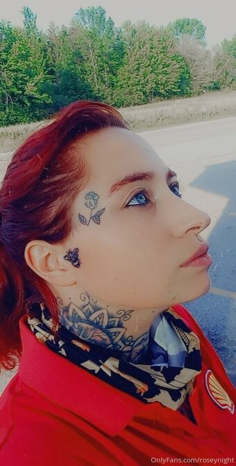 roseynight Nahé Úniky OnlyFans Fotka 10