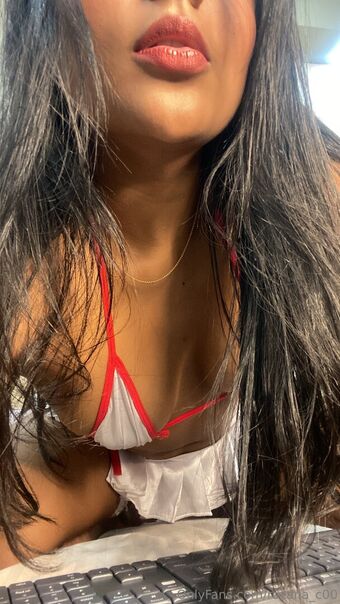roxana_c00