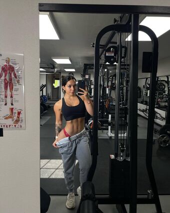 Roxy Cisneros