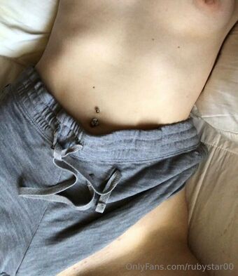 rubystar00 Nahé Úniky OnlyFans Fotka 14