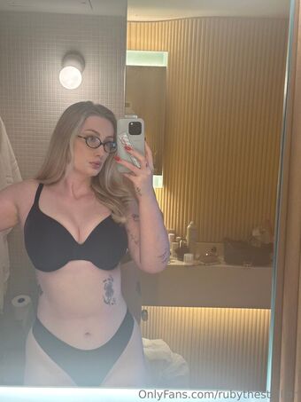 rubythestallion Nahé Úniky OnlyFans Fotka 58