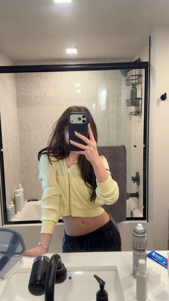 Sakura Shymko Nahé Úniky OnlyFans Fotka 140