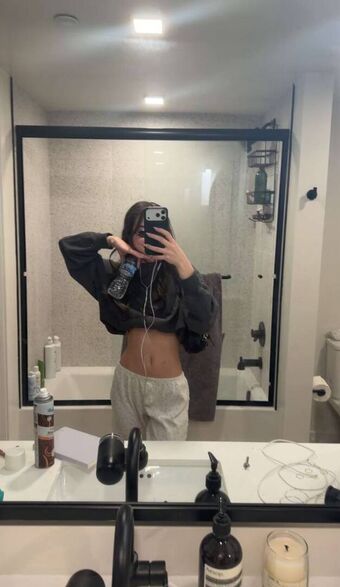 Sakura Shymko Nahé Úniky OnlyFans Fotka 142