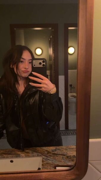 Sakura Shymko Nahé Úniky OnlyFans Fotka 146