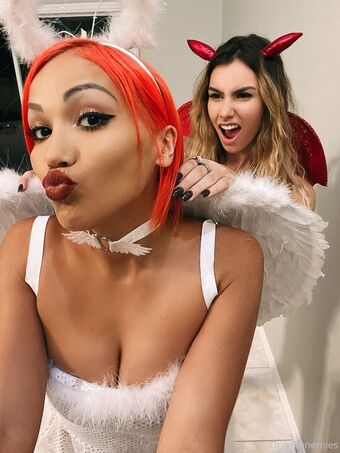 Salina De La Renta Nahé Úniky OnlyFans Fotka 78