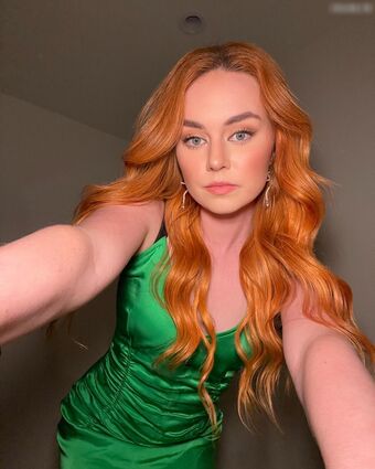 Sam Temple Nahé Úniky OnlyFans Fotka 12