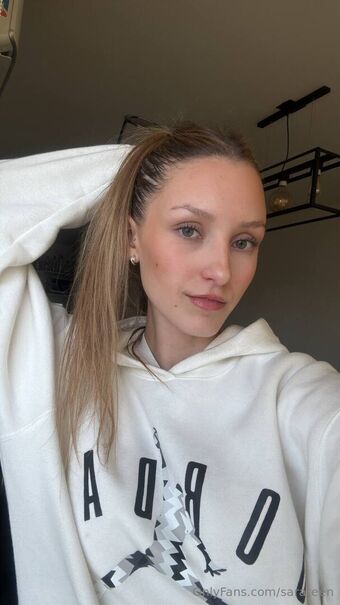 sarateen Nahé Úniky OnlyFans Fotka 35