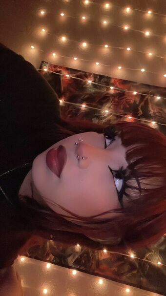 Sarynthia Nahé Úniky OnlyFans Fotka 21