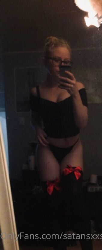 satansxxspawn Nahé Úniky OnlyFans Fotka 8
