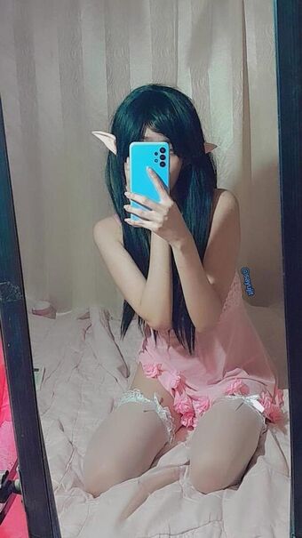Sayujit Nahé Úniky OnlyFans Fotka 7