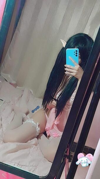 Sayujit Nahé Úniky OnlyFans Fotka 8