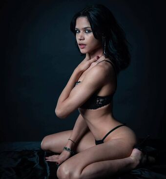 scarletsblade Nahé Úniky OnlyFans Fotka 9