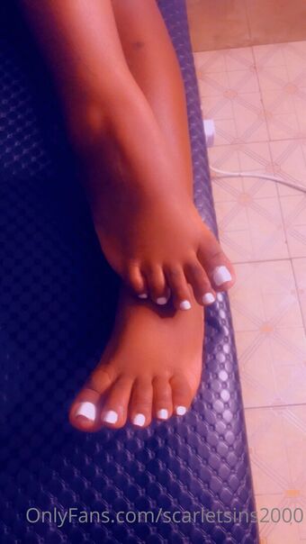 scarletsins2000 Nahé Úniky OnlyFans Fotka 4
