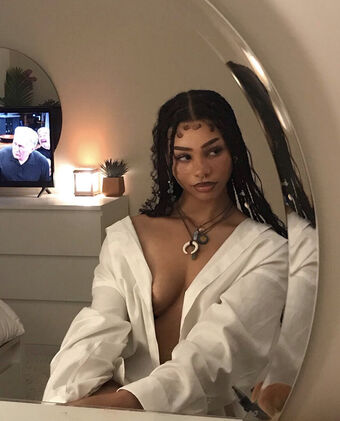 selwrite Nahé Úniky OnlyFans Fotka 5