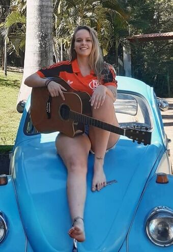 Show Your Girlfriend