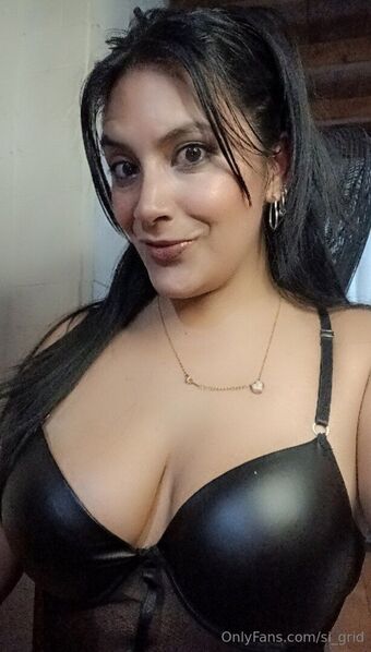 si_grid Nahé Úniky OnlyFans Fotka 4