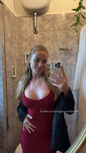 Simona Dalgaard Nahé Úniky OnlyFans Fotka 5