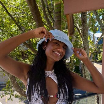 Simone Ashley Nahé Úniky OnlyFans Fotka 107