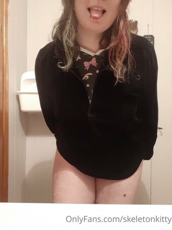 skeletonkitty