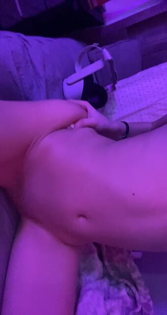 slankemow Nahé Úniky OnlyFans Fotka 15