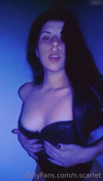 Slimar Nahé Úniky OnlyFans Fotka 4