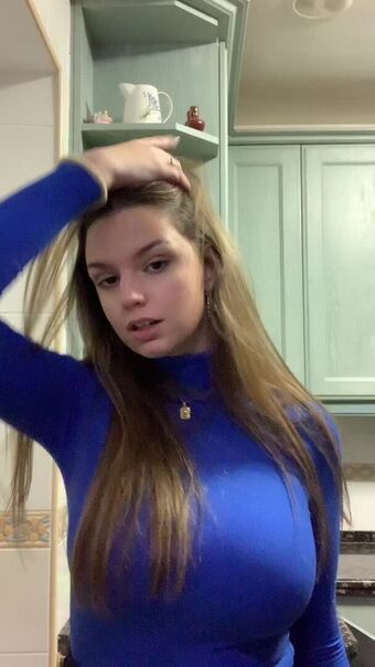 Sofia C Nahé Úniky OnlyFans Fotka 12
