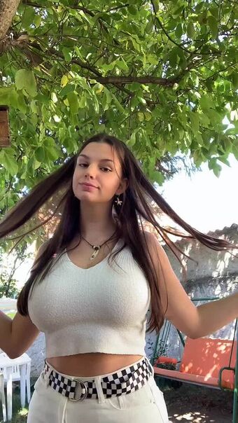 Sofia C Nahé Úniky OnlyFans Fotka 15