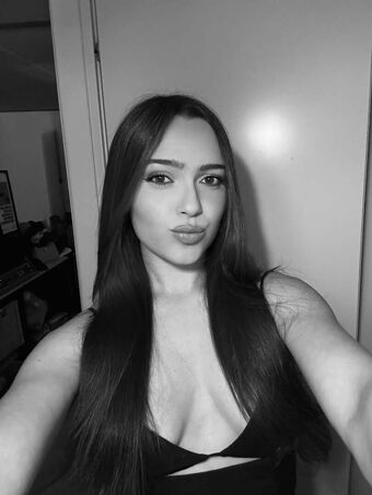 Sofia Cerio Nahé Úniky OnlyFans Fotka 12