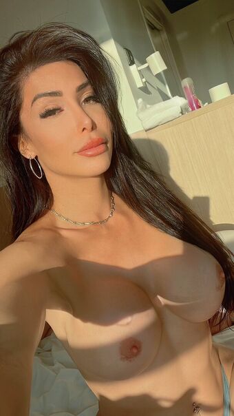 Sofia Dior Nahé Úniky OnlyFans Fotka 36