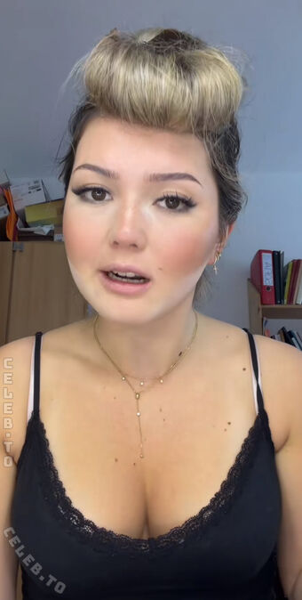 Sofia Stark Nahé Úniky OnlyFans Fotka 50