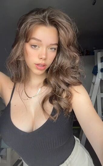 sofialowex Nahé Úniky OnlyFans Fotka 13
