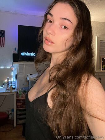 Sofie Kay Nahé Úniky OnlyFans Fotka 7