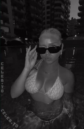 sofimajava Nahé Úniky OnlyFans Fotka 5