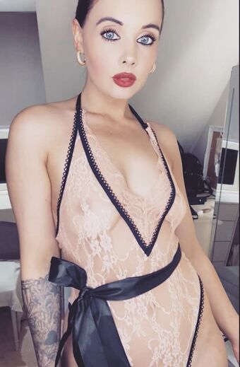 Sofloxy Nahé Úniky OnlyFans Fotka 3