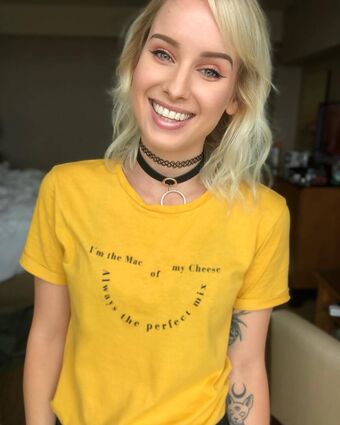 Sonja Reid Nahé Úniky OnlyFans Fotka 40