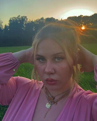 Stefanie Nahé Úniky OnlyFans Fotka 35
