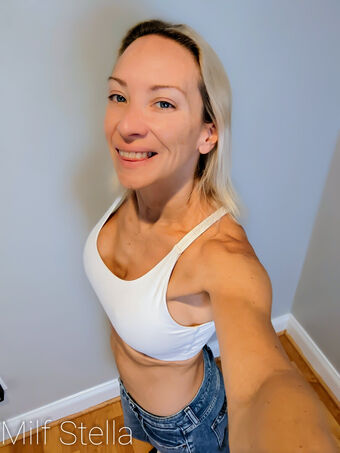 stellahere Nahé Úniky OnlyFans Fotka 17