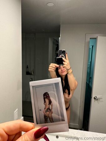 stepgf Nahé Úniky OnlyFans Fotka 38