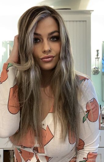 stepsiblings Nahé Úniky OnlyFans Fotka 37