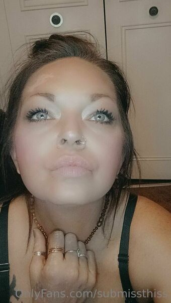 submissthiss Nahé Úniky OnlyFans Fotka 9
