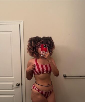 Summerdru Nahé Úniky OnlyFans Fotka 8