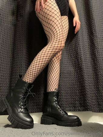 swirlingclouds Nahé Úniky OnlyFans Fotka 13