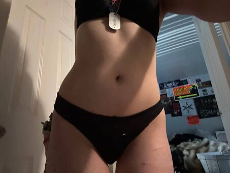 t00fs Nahé Úniky OnlyFans Fotka 26