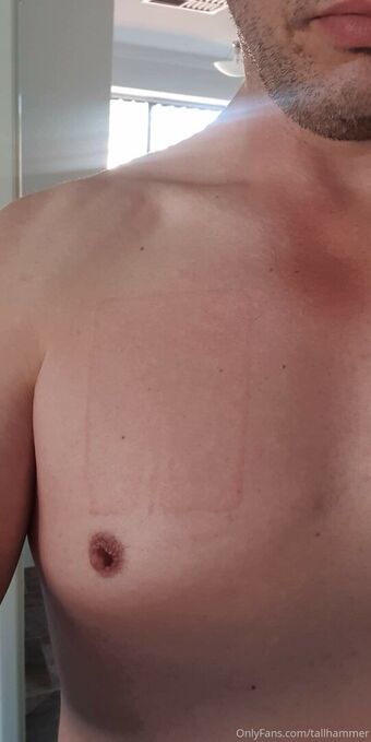 tallhammer Nahé Úniky OnlyFans Fotka 1