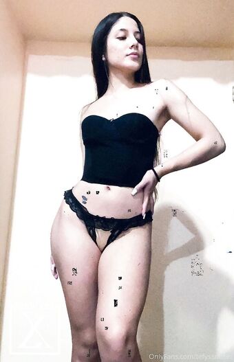 tefysanchez Nahé Úniky OnlyFans Fotka 4